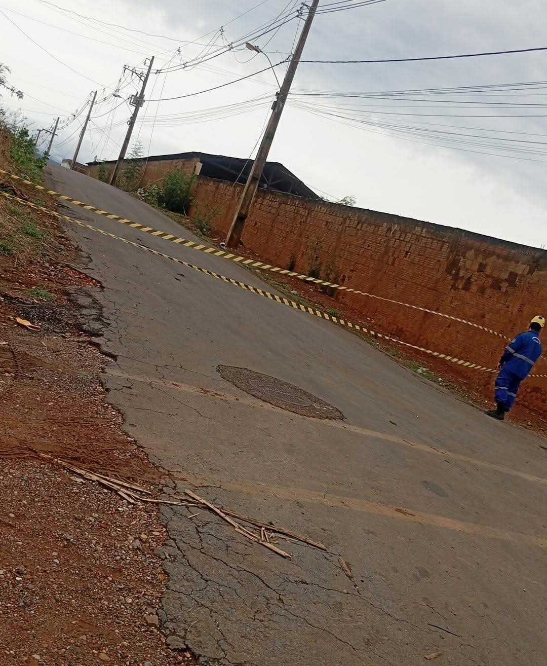 Mato Verde fica sem energia elétrica nesta terça-feira após poste pegar fogo — foto 2