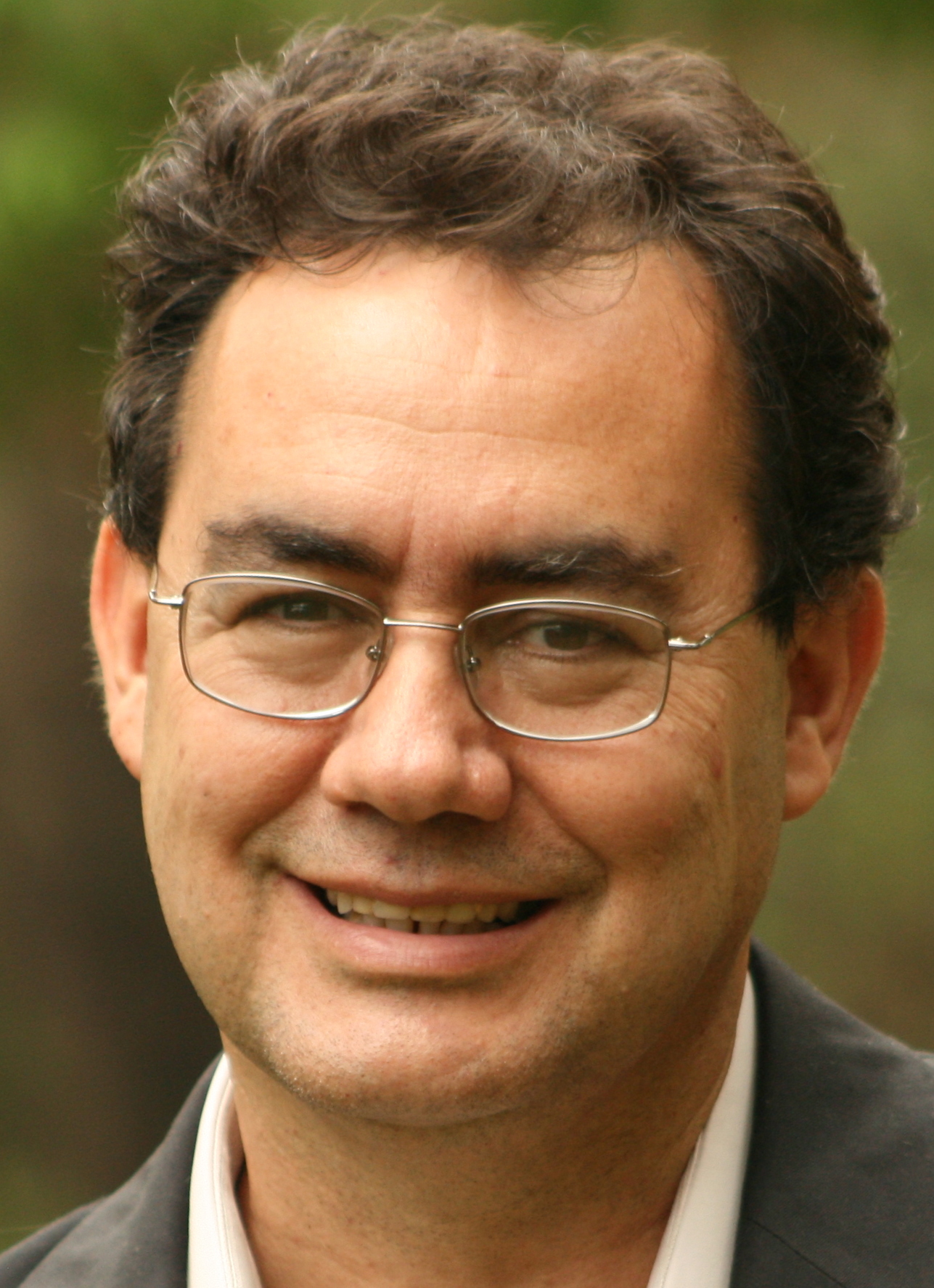 Augusto Cury declara apoio a Flávio Bolsonaro no segundo turno das eleições